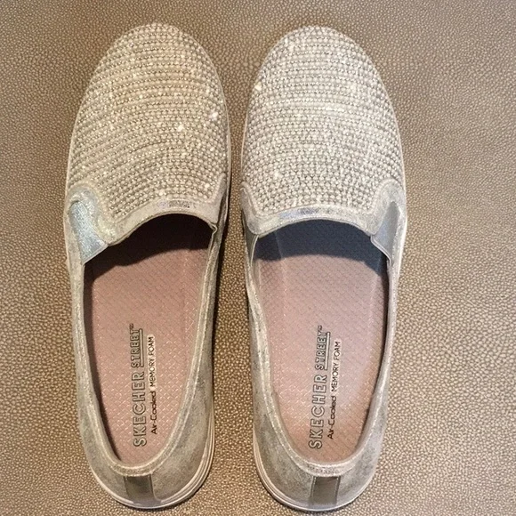 Skechers central cheap park